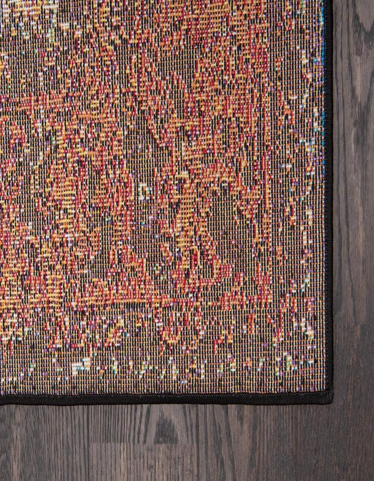 Detail image of  5' x 8' Veneto Rug