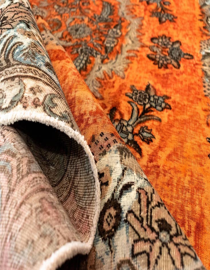 Detail image of  7' 9 x 10' 8 Vintage Royal Wool Rug