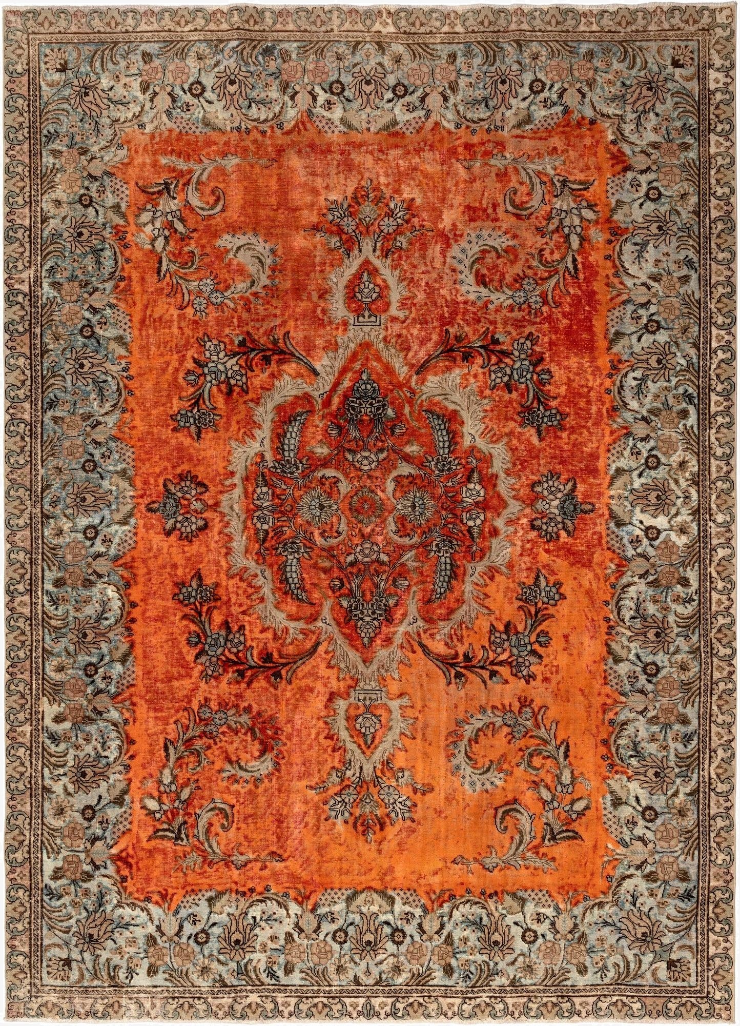  7' 9 x 10' 8 Vintage Royal Wool Rug