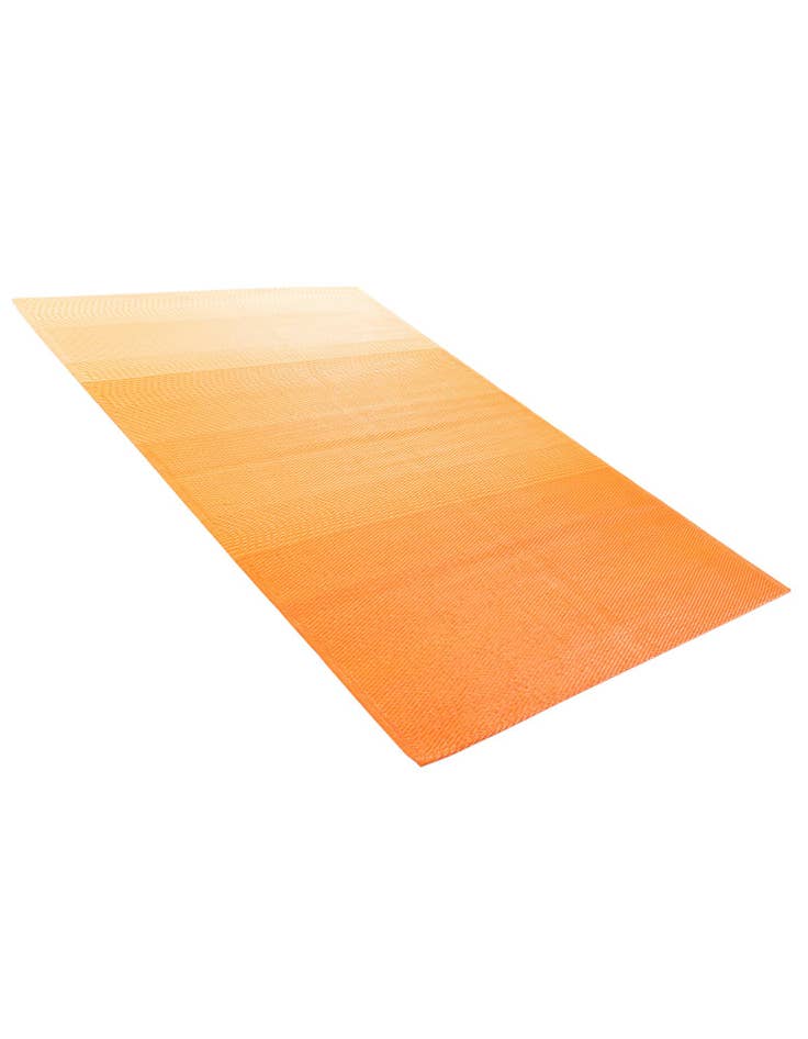 Detail image of  4' x 6'  Washable Vista Breeze Indoor / Outdoor Rug