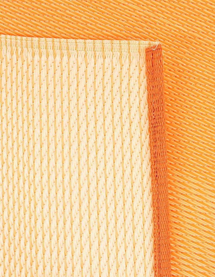 Detail image of  4' x 6'  Washable Vista Breeze Indoor / Outdoor Rug