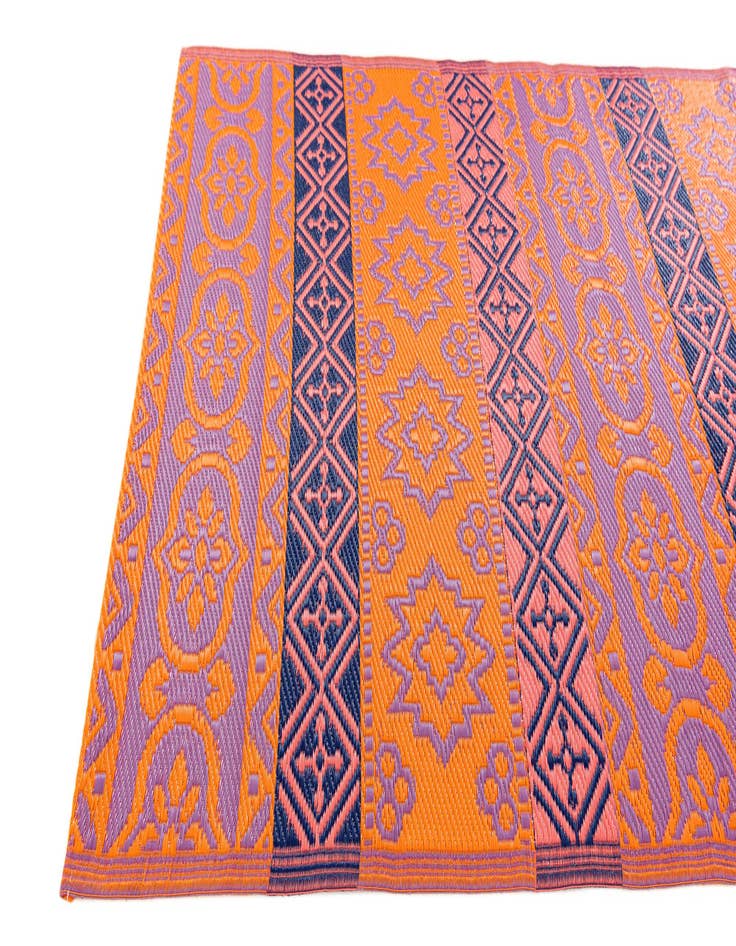 Detail image of  4' x 6'  Washable Vista Breeze Indoor / Outdoor Rug