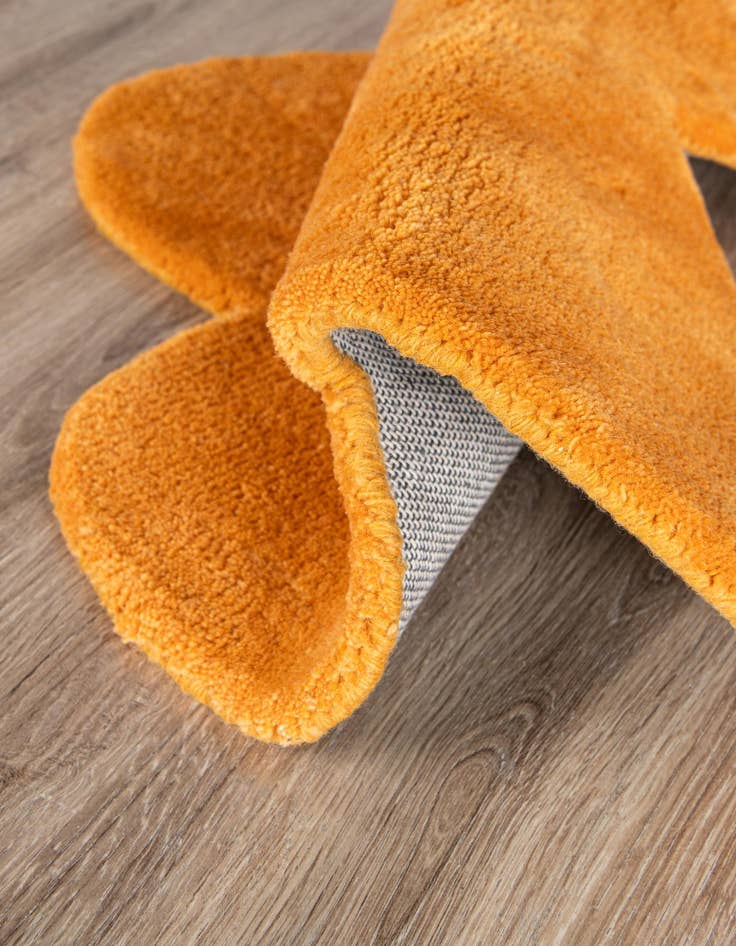 Detail image of  3' 1 x 3' 1 Happy Rugs Funky Flower Wool Round