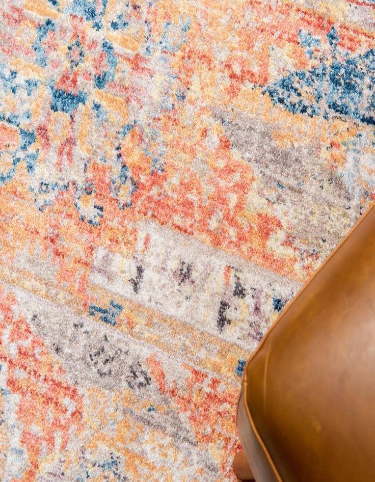 Detail image of  3' 3 x 3' 3 Vega Round Rug