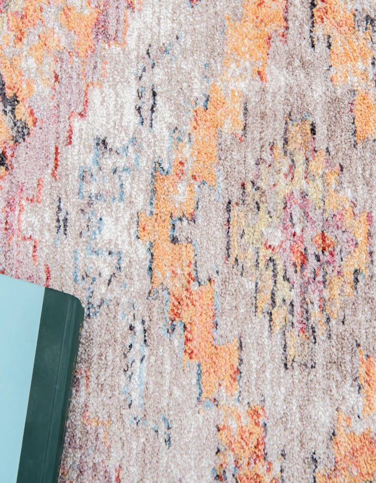 Detail image of  3' 3 x 3' 3 Williamsburg Round Rug