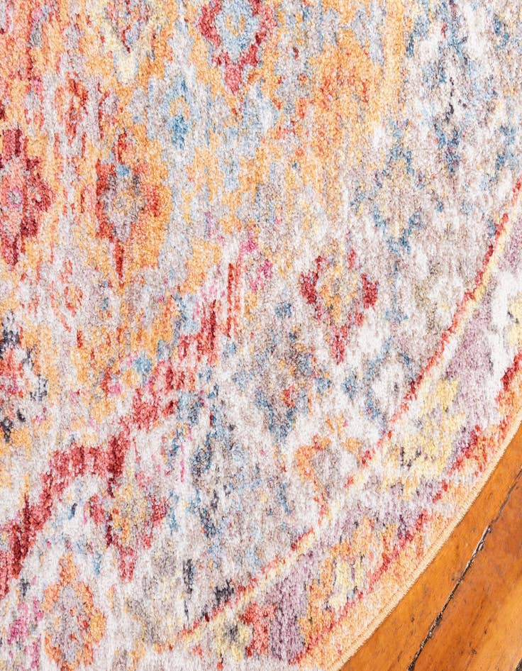 Detail image of  3' 3 x 3' 3 Williamsburg Round Rug