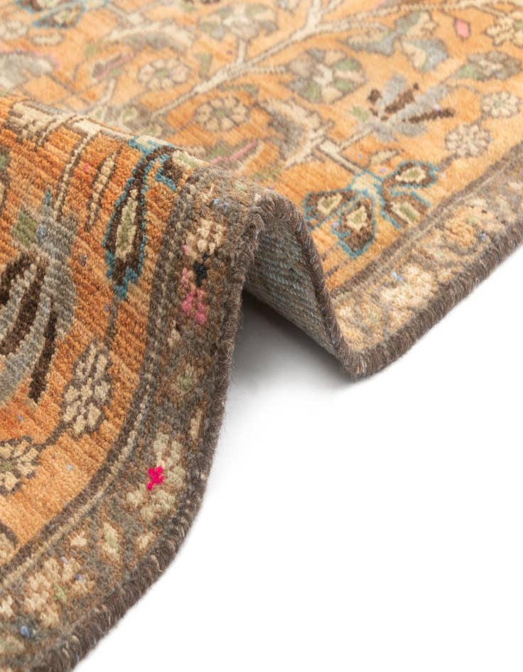 Detail image of  2' 2 x 8' 5 Hamedan Runner Rug