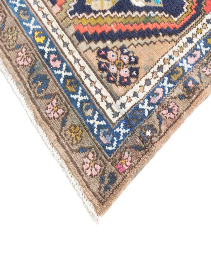 Detail image of  2' 7 x 10' 5 Hamedan Runner Rug
