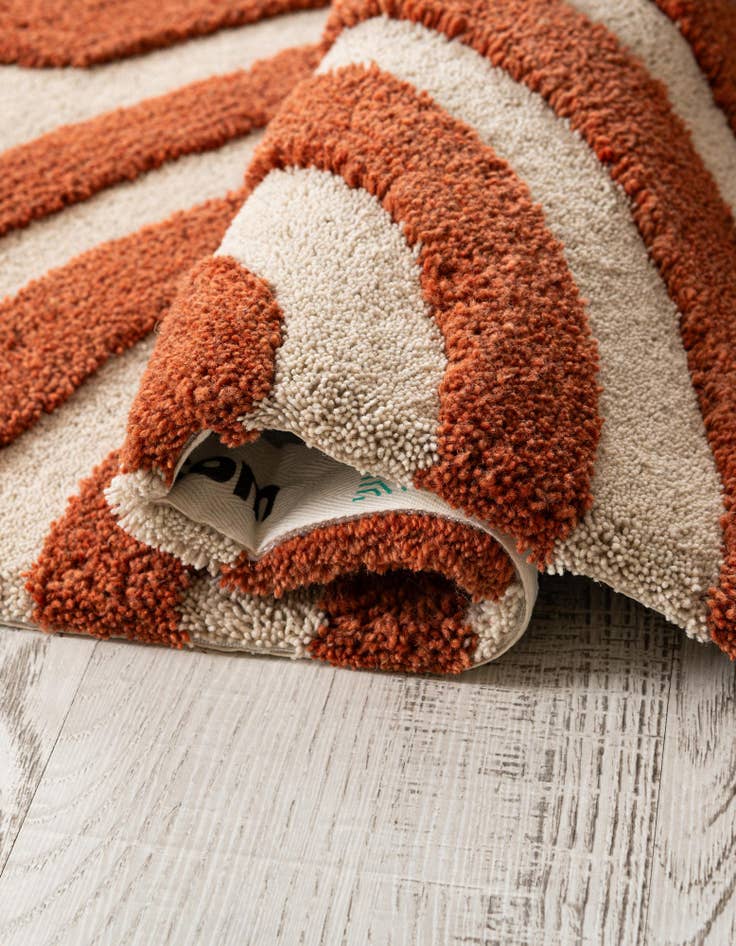 Detail image of  2' x 8' Handtufted Wool Runner Rug