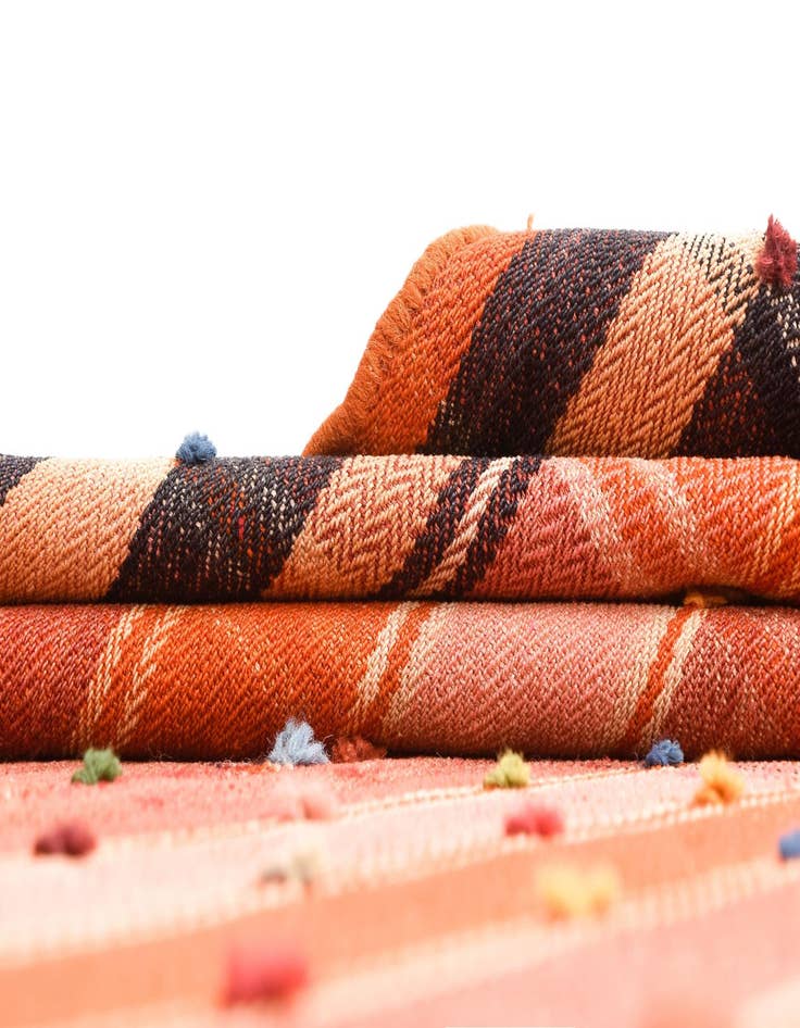 Detail image of  4' 7 x 8' 4 Jajim Runner Rug