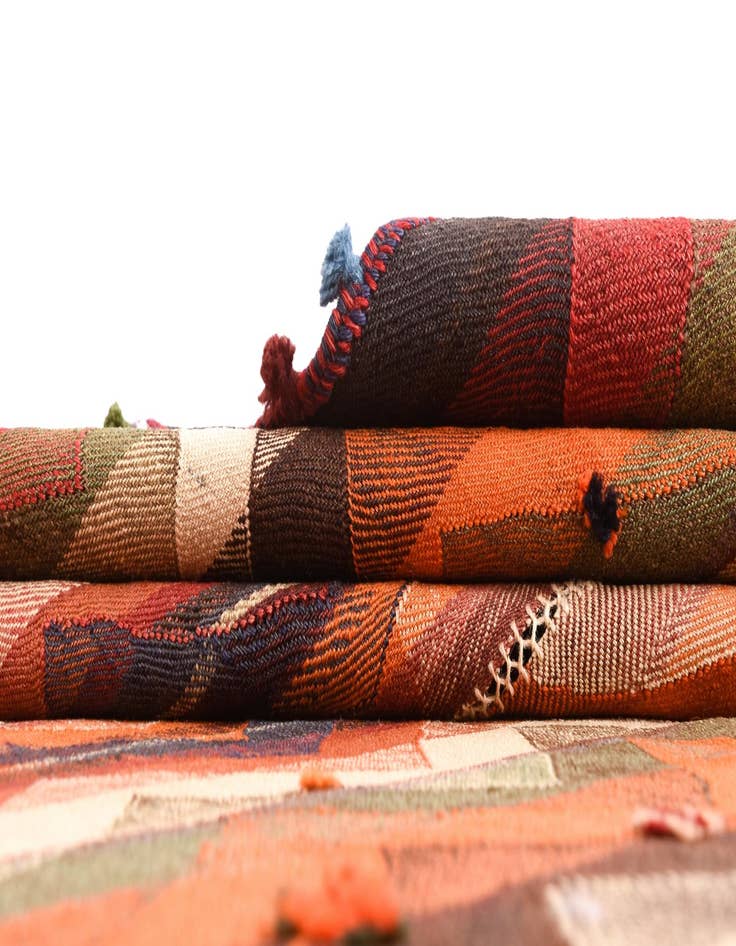 Detail image of  4' 8 x 8' 11 Jajim Runner Rug