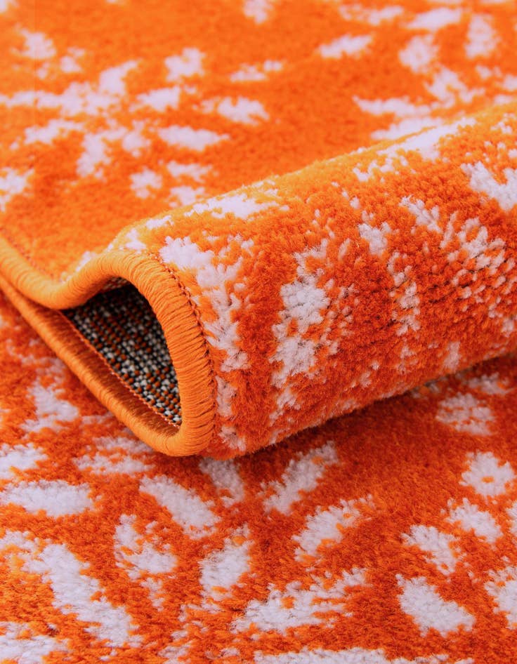 Detail image of  2' x 9' 10 Monte Carlo Runner Rug