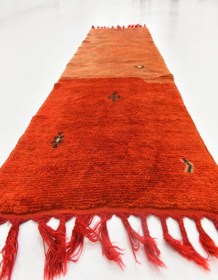 Detail image of  2' 9 x 6' 5  Hand Knotted Moroccan Wool Runner Rug