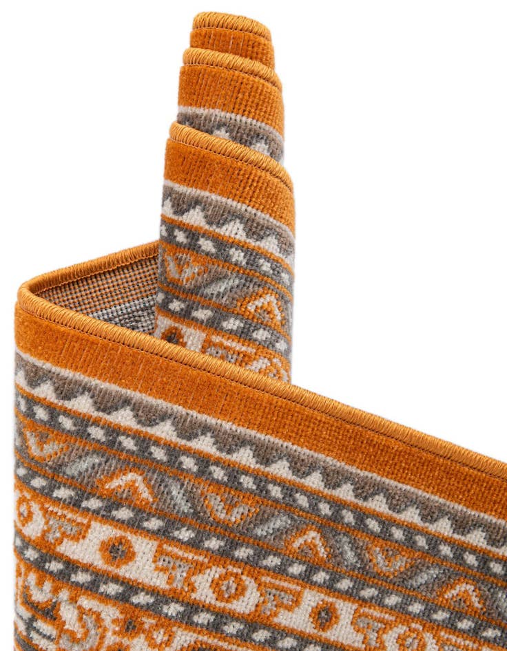 Detail image of  2' 9 x 9' 10 SoHo Runner Rug