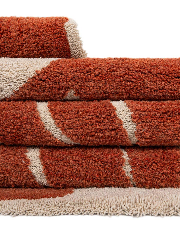 Detail image of  6' 1 x 6' 1 Handtufted Wool Square Rug