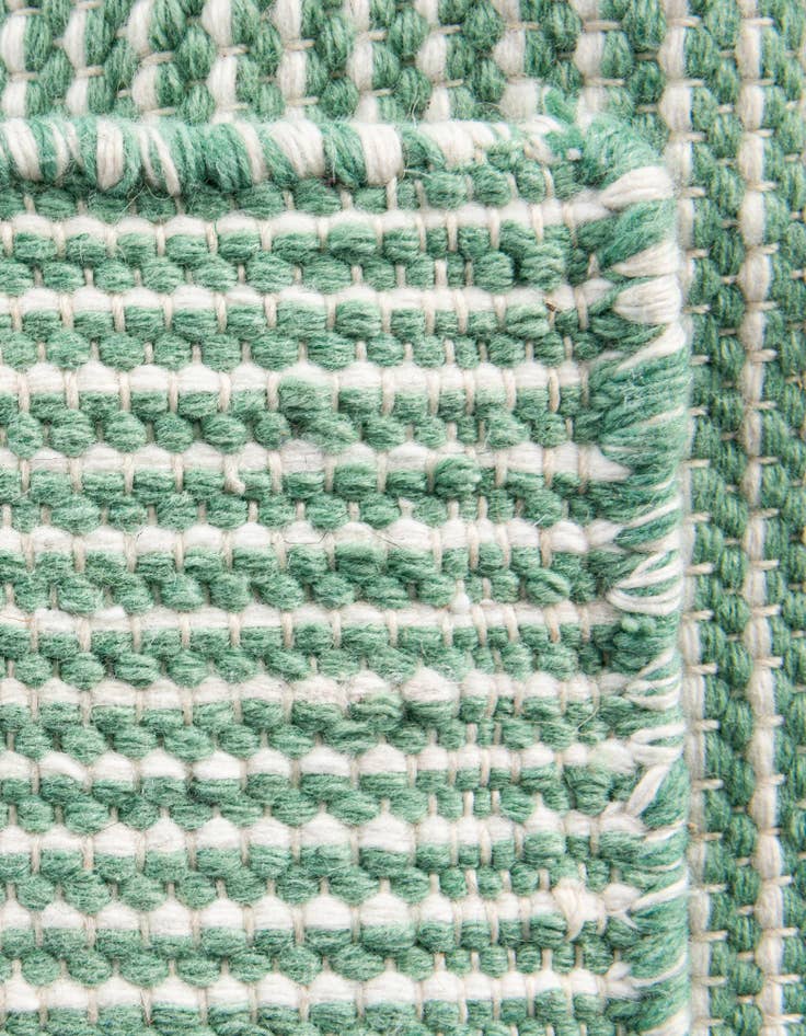 Detail image of  2' 7 x 8'  Washable Jill Zarin Palm Springs Indoor / Outdoor Runner Rug