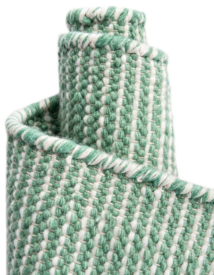 Detail image of  2' 7 x 8'  Washable Jill Zarin Palm Springs Indoor / Outdoor Runner Rug