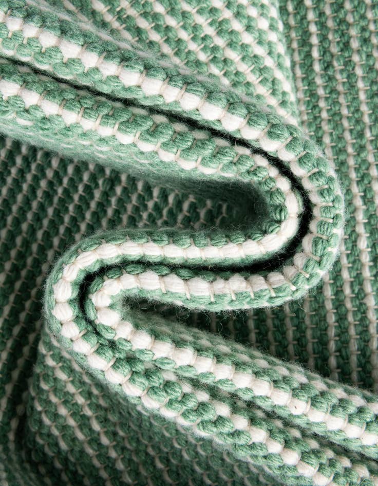 Detail image of  7' 10 x 7' 10  Washable Jill Zarin Palm Springs Indoor / Outdoor Square Rug