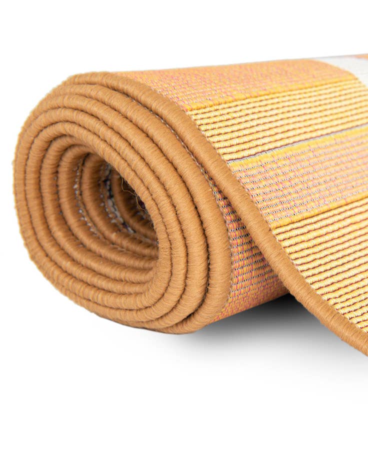 Detail image of  2' 7 x 12'  Washable Ribbon Indoor / Outdoor Runner Rug