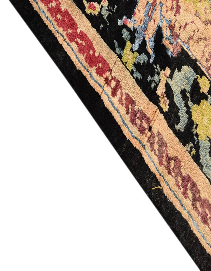 Detail image of  6' 3 x 9' 8  Hand Knotted Darya Rug