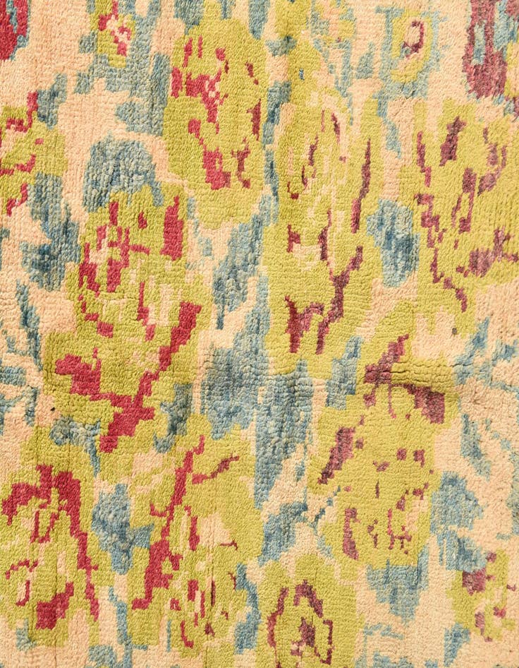 Detail image of  6' 3 x 9' 8  Hand Knotted Darya Rug