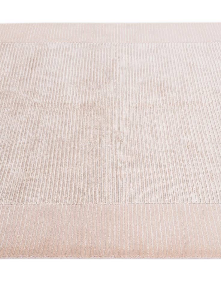 Detail image of  4' 9 x 6' 7  Hand Knotted Darya Wool Rug