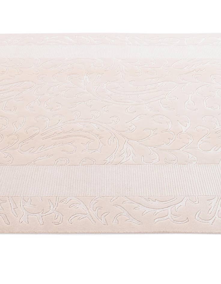 Detail image of  5' 7 x 7' 10  Hand Knotted Darya Wool Rug