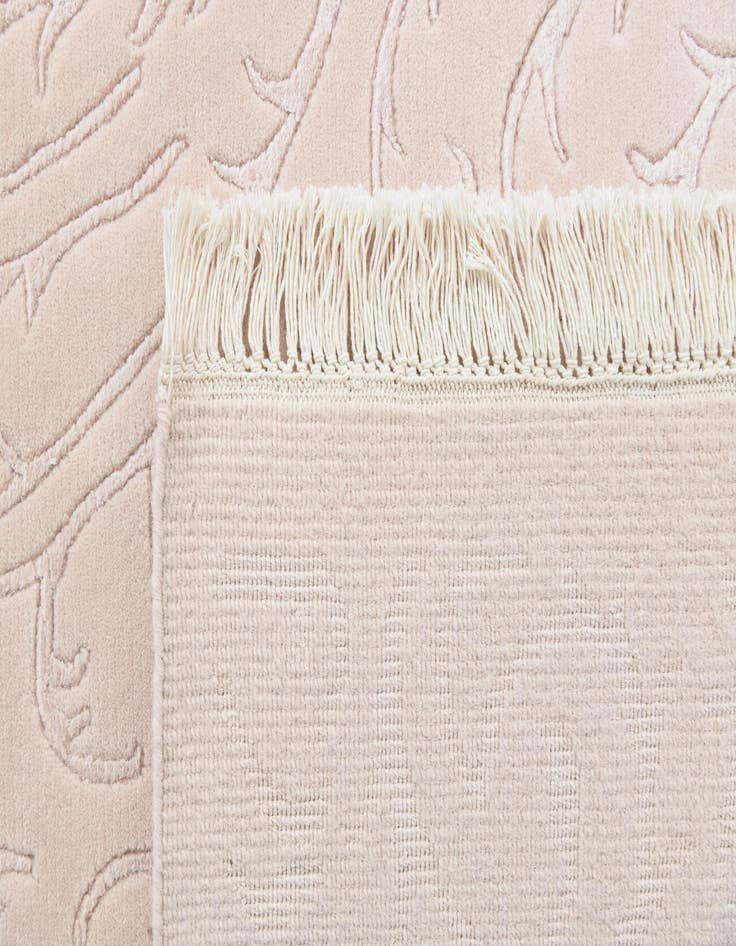 Detail image of  5' 7 x 7' 10  Hand Knotted Darya Wool Rug