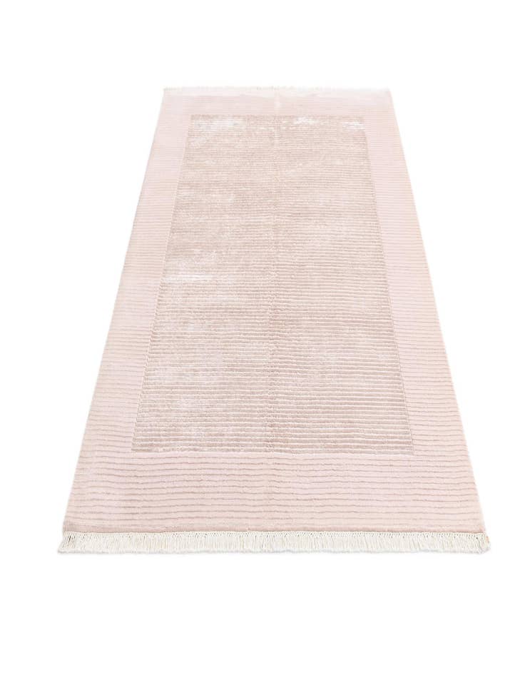 Detail image of  4' 11 x 6' 7  Hand Knotted Darya Wool Rug