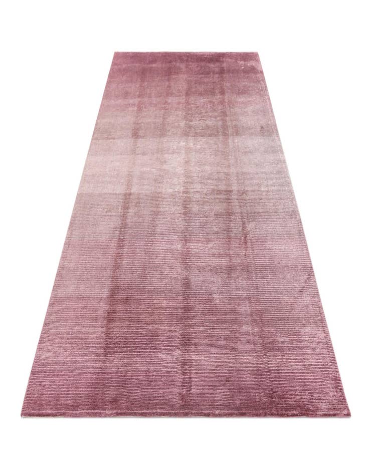 Detail image of  6' 6 x 9' 11  Hand Knotted Darya Wool Rug