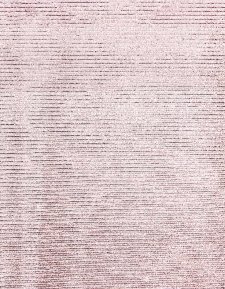 Detail image of  6' 6 x 9' 11  Hand Knotted Darya Wool Rug