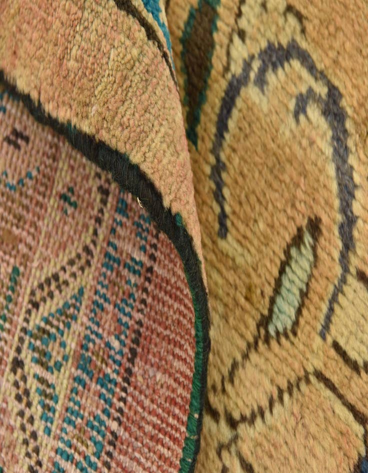 Detail image of  10' 1 x 13' 2  Hand Knotted Farahan Persian Wool Rug