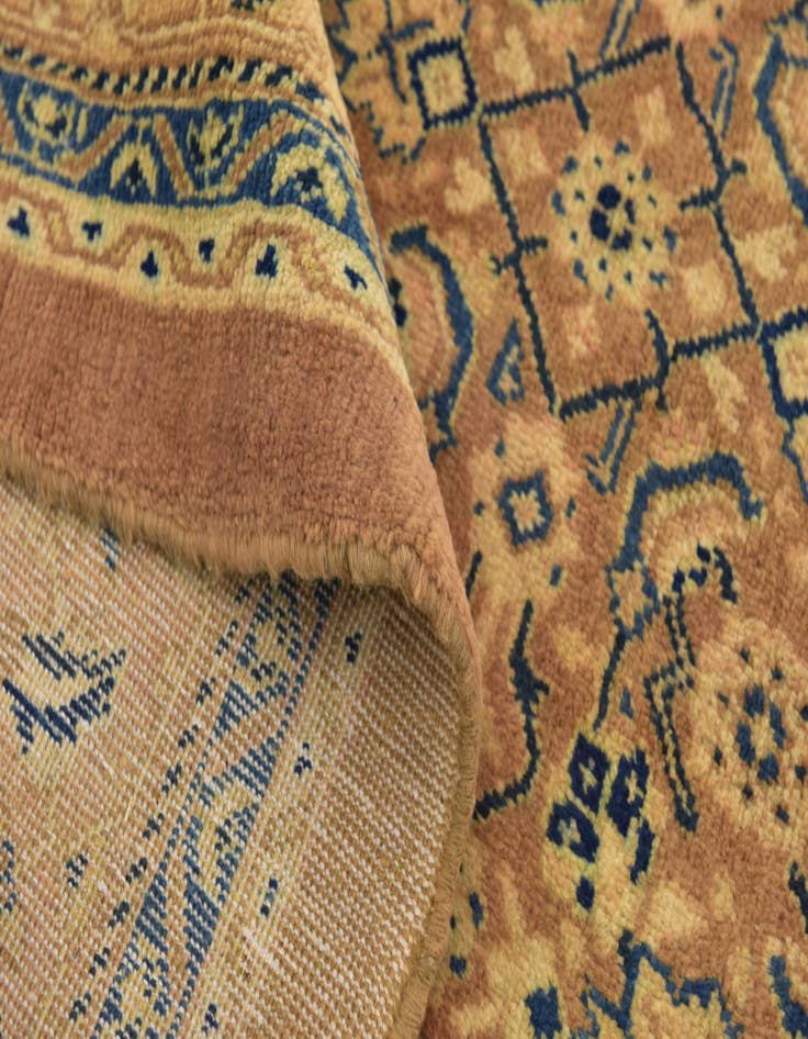 Detail image of  10' x 13' 2  Hand Knotted Farahan Persian Wool Rug
