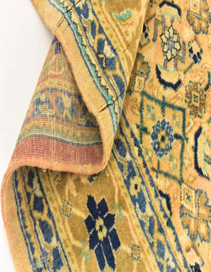 Detail image of  9' 10 x 12' 9  Hand Knotted Farahan Persian Wool Rug