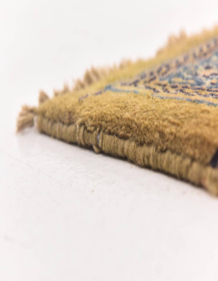 Detail image of  9' 6 x 13' 3  Hand Knotted Farahan Persian Wool Rug