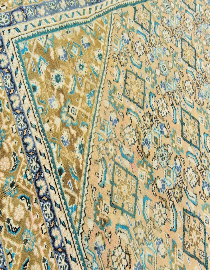 Detail image of  9' 8 x 12' 10  Hand Knotted Farahan Persian Wool Rug