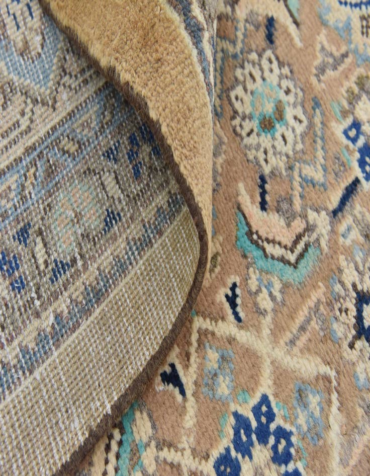 Detail image of  9' 10 x 13'  Hand Knotted Farahan Persian Wool Rug