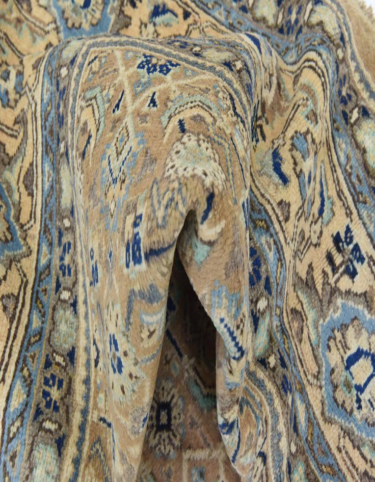 Detail image of  9' 10 x 13'  Hand Knotted Farahan Persian Wool Rug