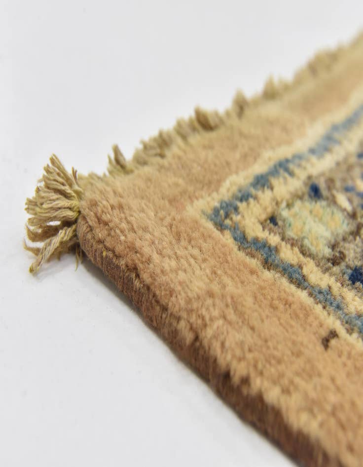 Detail image of  9' 10 x 13'  Hand Knotted Farahan Persian Wool Rug