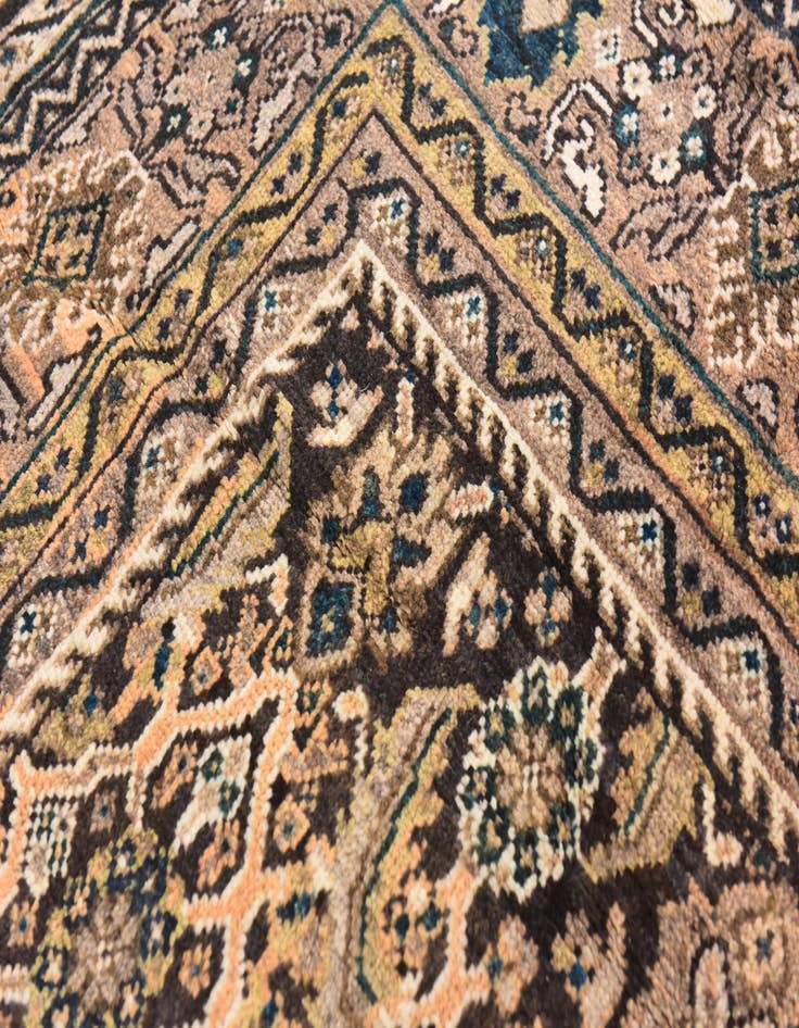 Detail image of  9' x 13' 3  Hand Knotted Farahan Persian Wool Rug