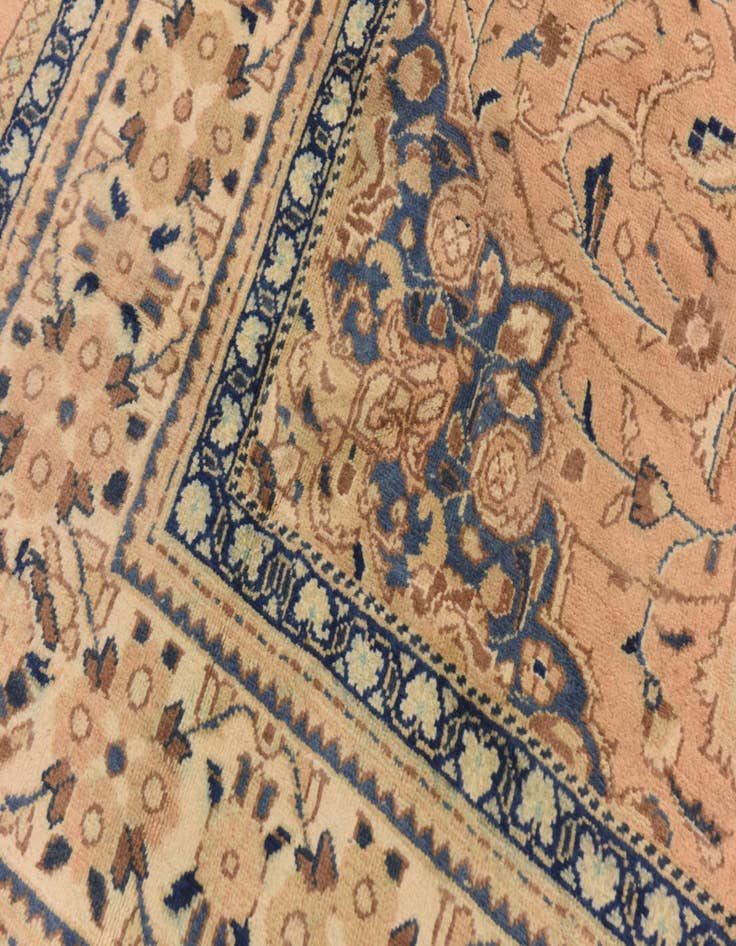 Detail image of  7' 10 x 11' 3  Hand Knotted Farahan Persian Wool Rug