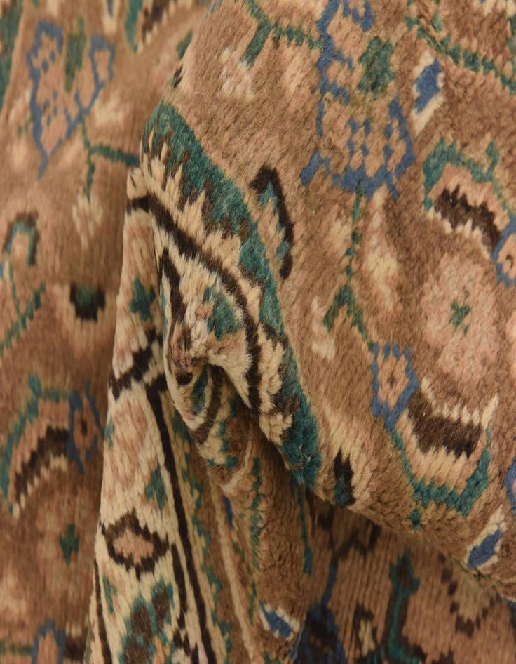 Detail image of  9' 7 x 13' 4  Hand Knotted Farahan Persian Wool Rug
