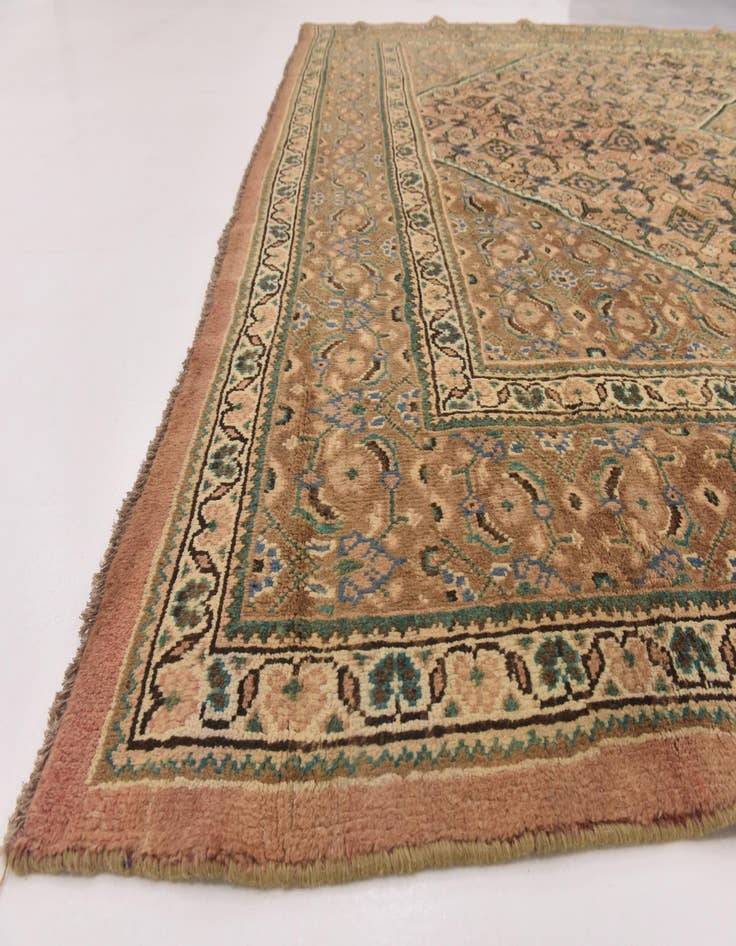 Detail image of  9' 7 x 13' 4  Hand Knotted Farahan Persian Wool Rug