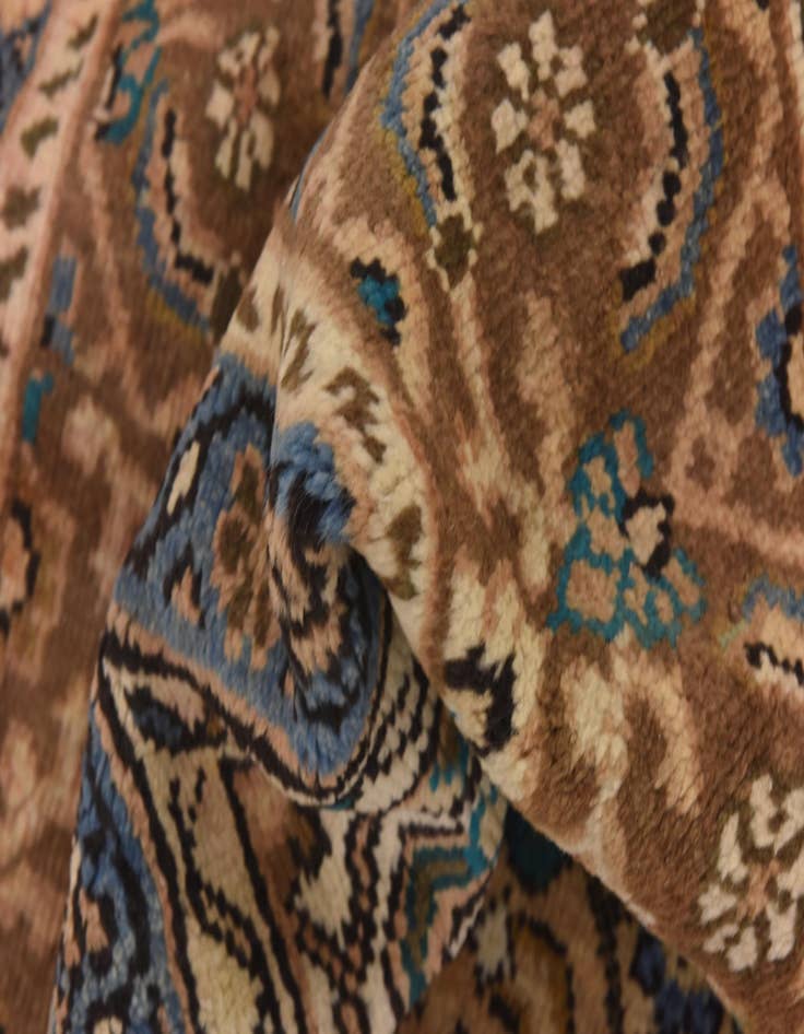 Detail image of  9' 7 x 13' 6  Hand Knotted Farahan Persian Wool Rug