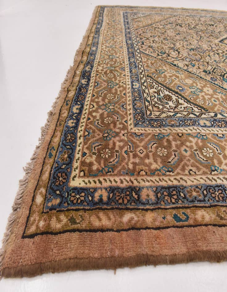 Detail image of  9' 7 x 13' 6  Hand Knotted Farahan Persian Wool Rug