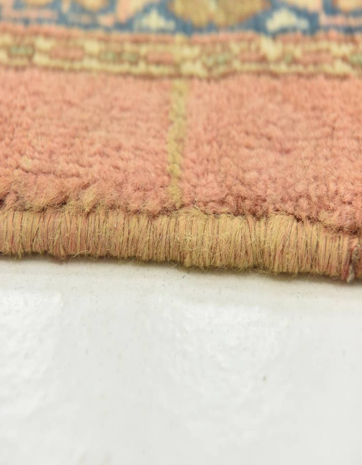 Detail image of  9' 9 x 13'  Hand Knotted Farahan Persian Wool Rug