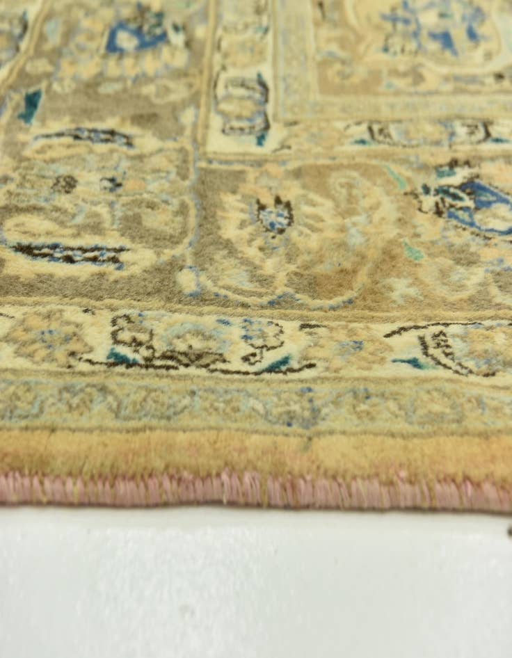 Detail image of 9' 9 x 12' 9 Hand Knotted Farahan Persian Wool Rug