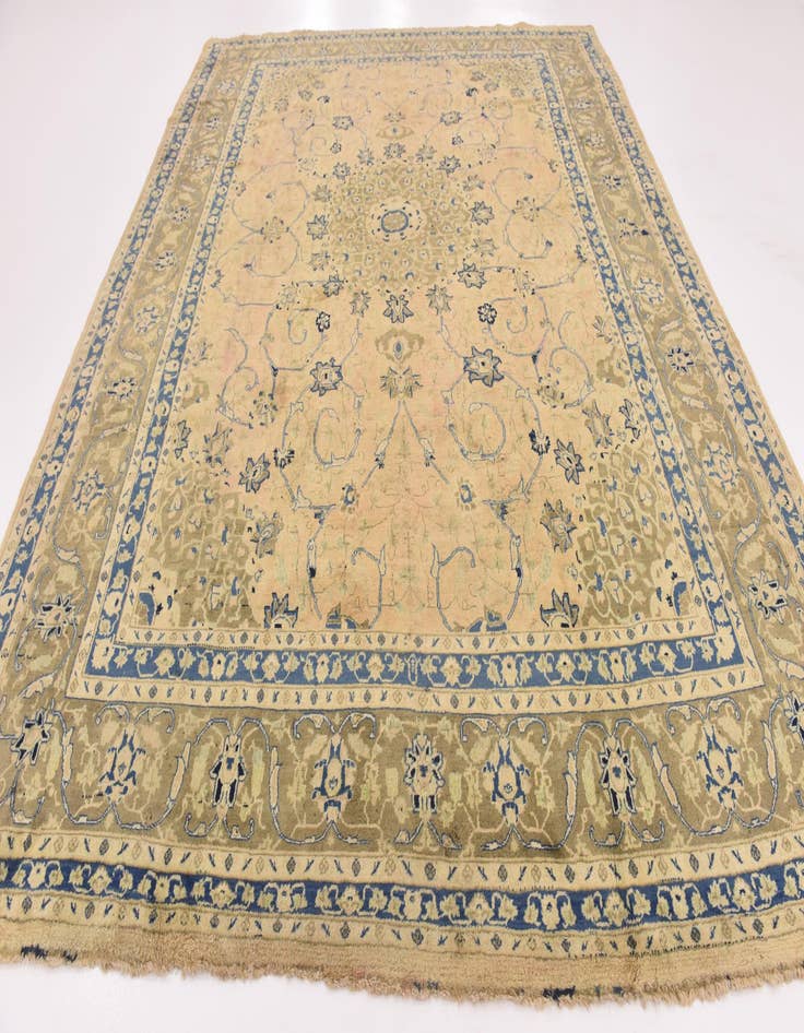 Detail image of  9' 9 x 12' 8  Hand Knotted Isfahan Persian Wool Rug