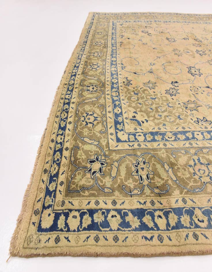 Detail image of  9' 9 x 12' 8  Hand Knotted Isfahan Persian Wool Rug