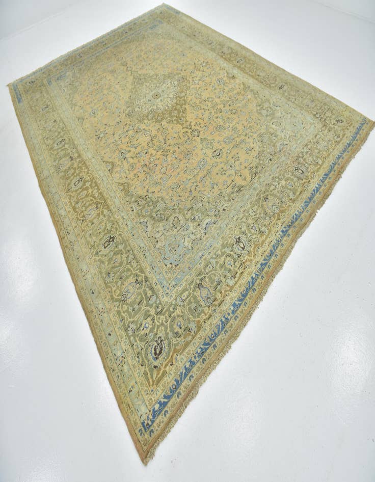 Detail image of  9' 10 x 13' 2  Hand Knotted Kashan Persian Wool Rug